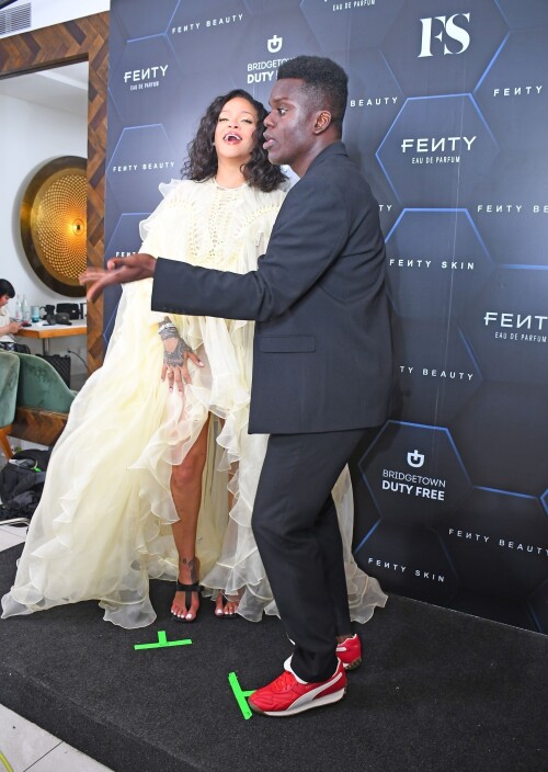 ec045e17ada9ce8c7fc7cc24b0ab5bef