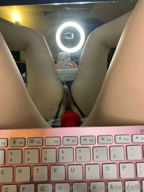 ec993fc9f24cb81ee68f65ec00ddbec7