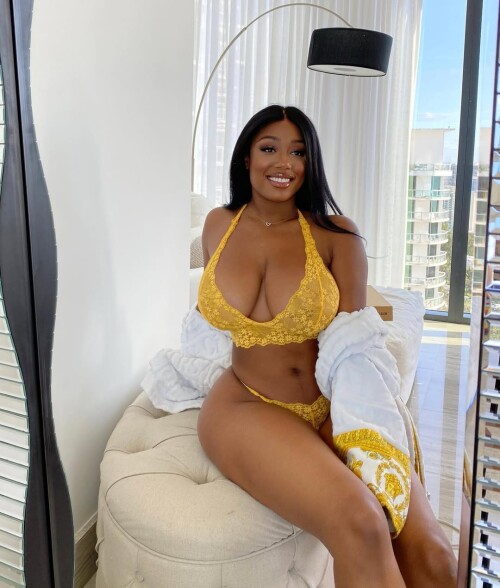 eca2018f3bc5c5c5782fd913d7ca4c37