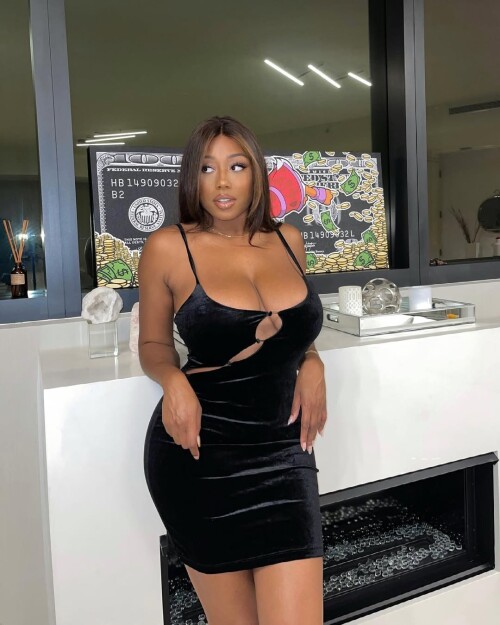 ee028c5b3d72f3c4eaf4da8ea99750f1