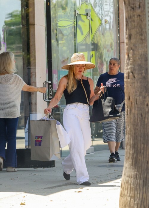 ee61aae6bb52fb40a7b8d498b31bcda6