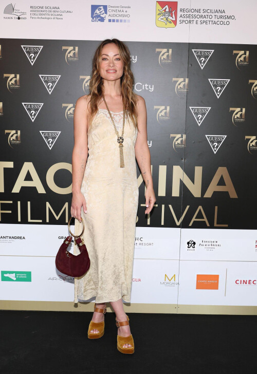 f7b24218555eb489e65dcf23a8c89256