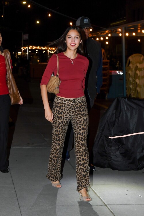 f838d0085d00b50850e995700a6b9019