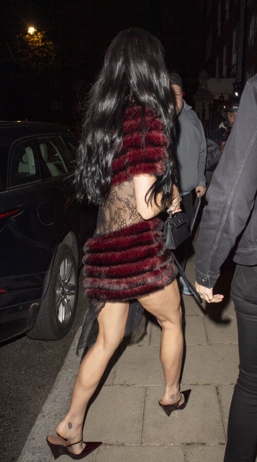 12 December 2024.Katy Perry and Orlando Bloom are seen arriving at a private members club in London. Credit: GoffPhotos.com   Ref: KGC-102/870