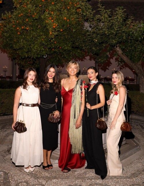 fa405c9fc2ee351802fadde214feea8e