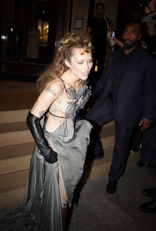 fd0f1bd697c4c3b6ae6a617e8292433b