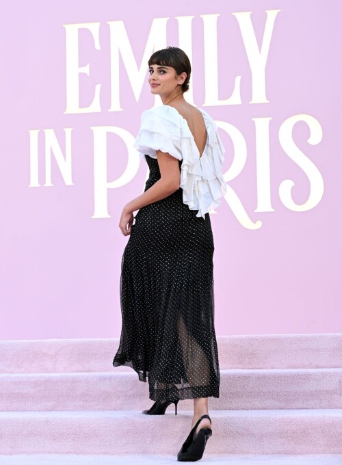 fd653c806dd0ea33a5fecb8ee0b72725