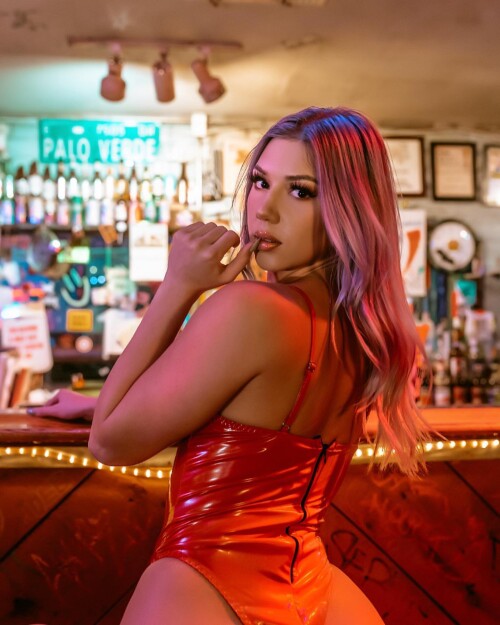 0b5ea7671580c3a9063e15c0f81097bb