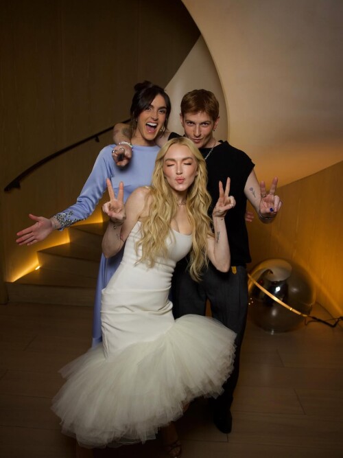 1c8609090afff62310d646f4b7a7f7d9