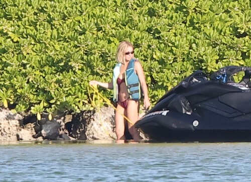 21938632c1c2d3f4be8f6b92669cca91