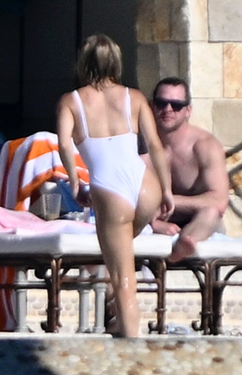 30be6a9b4240b2b999fc5447a017f239