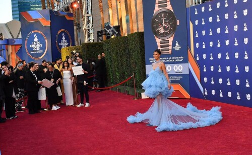 33e216fb257df52e3aa02cfb999a2176