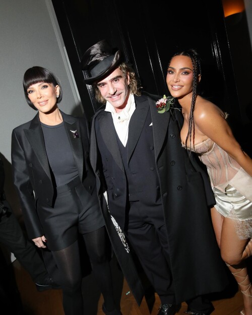 4c37a36f84a8609becb0a07fc8e64a3d