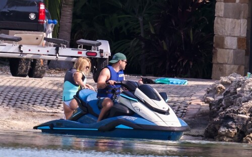 50e5e0d6df4fcbf8b7641a4eb8d30807