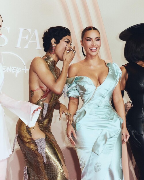 5a353bbe9d9f70e69a3b7471e1daeba5