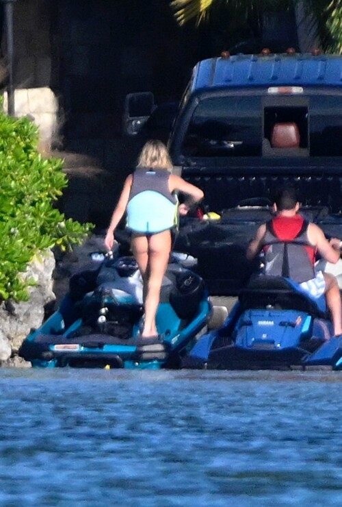 620f8bd1da13b6bb0b0560d60b23e8f9