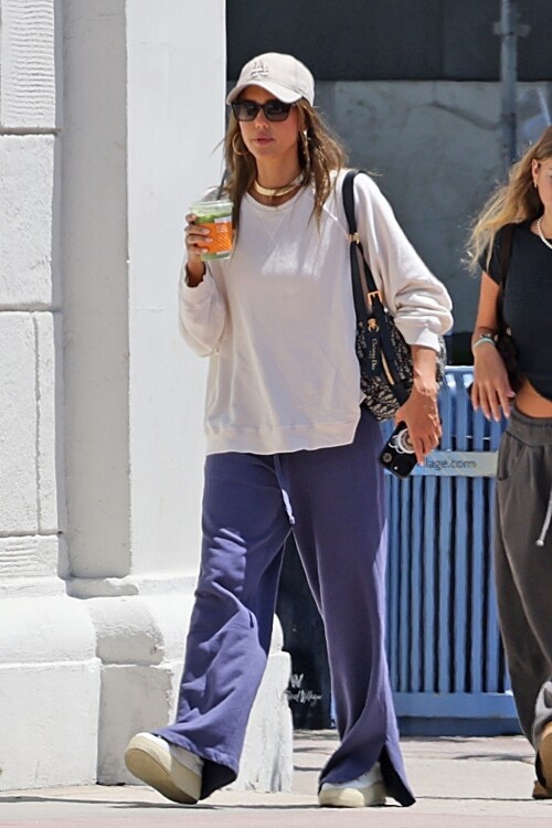 767a25fd034488c48971a2384be5ea37