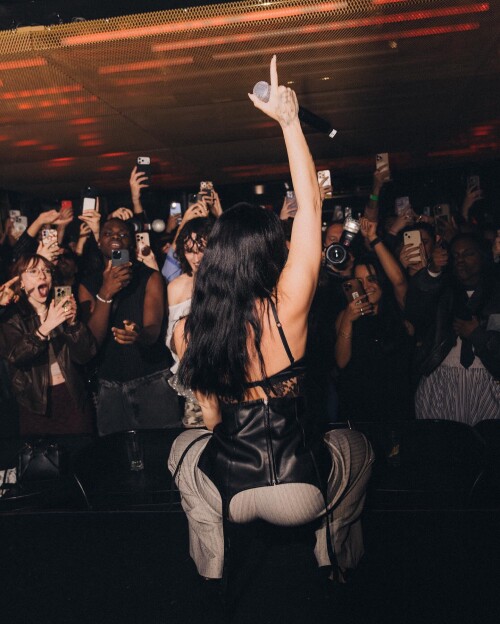 76d0c6df57a7392e5bfd51dfa6f469d1