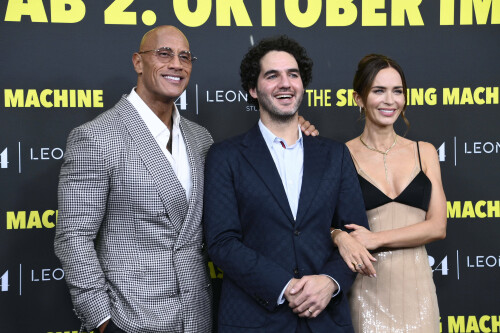 8488dcf6de300f2d76ac53579d79801d