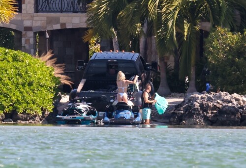 92fedbf1910b9642aca8eb4f2ac1d568