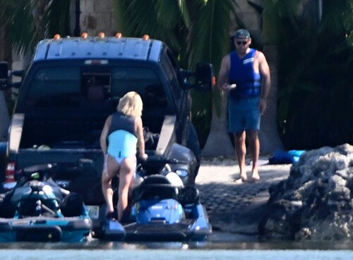 93fc9c4c78334d103aabbb13c54a1e3c