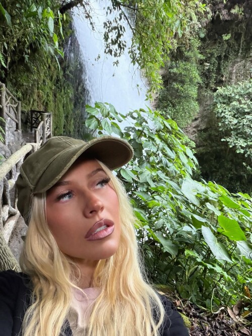 b1c4b6a99c92ecd47d676b4c7ff8effd