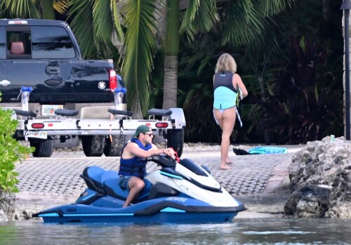 c957252f039ce79ace35af1bb2b59049