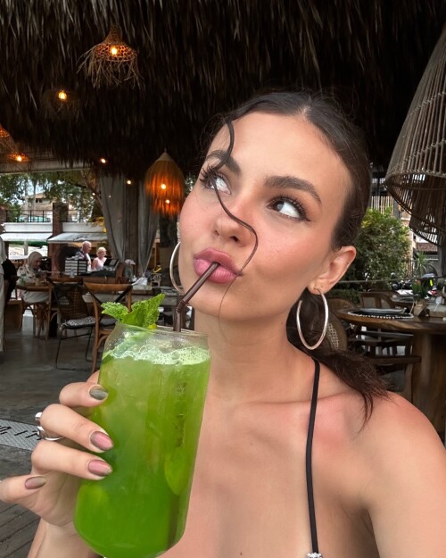 cc2a3ba7a794cdcfcbad62cc6f9eaab6