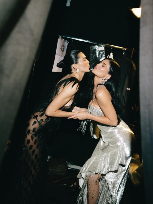 cc9ed9c7bdb236650fd772e44252c00a