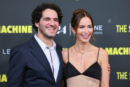 d0f6be6da2e1f3d37bf7bc818bdc2dbb