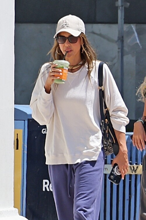 d25c843d1edc5ca99f5b405788052651