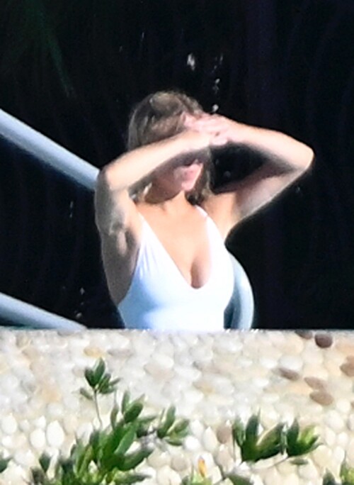 d64409adfd9dbc4b6aafae5f73406c5b