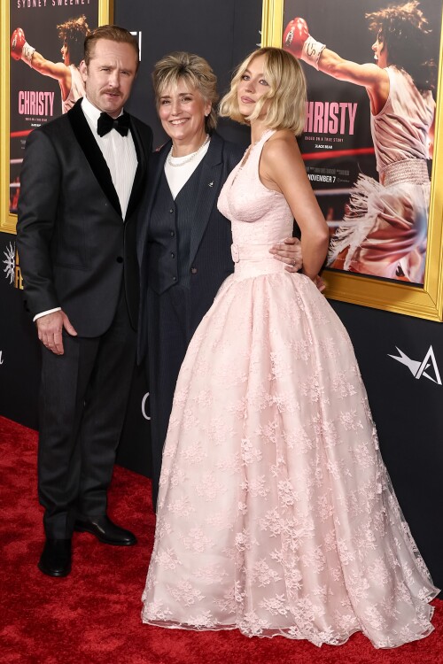 d9968cd87d93ca59a1c1ab09a34f1f9b