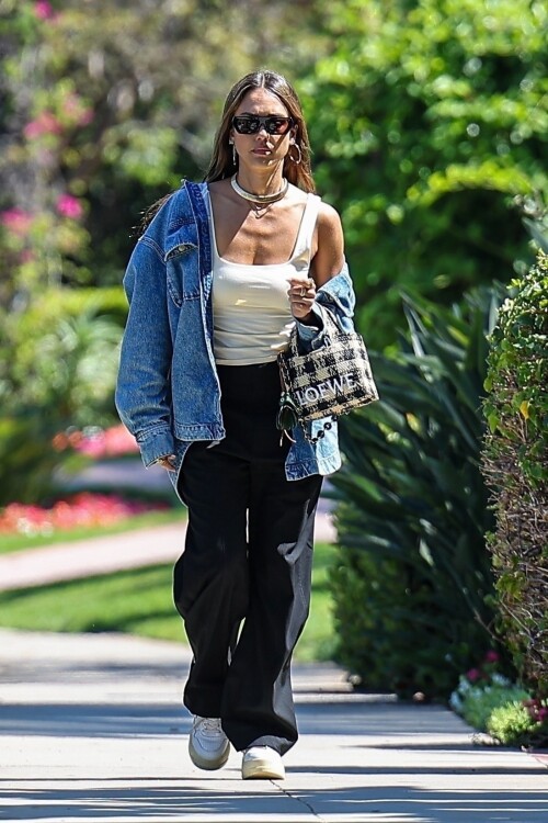 e33222cce7a3881fe53b664d134af2eb