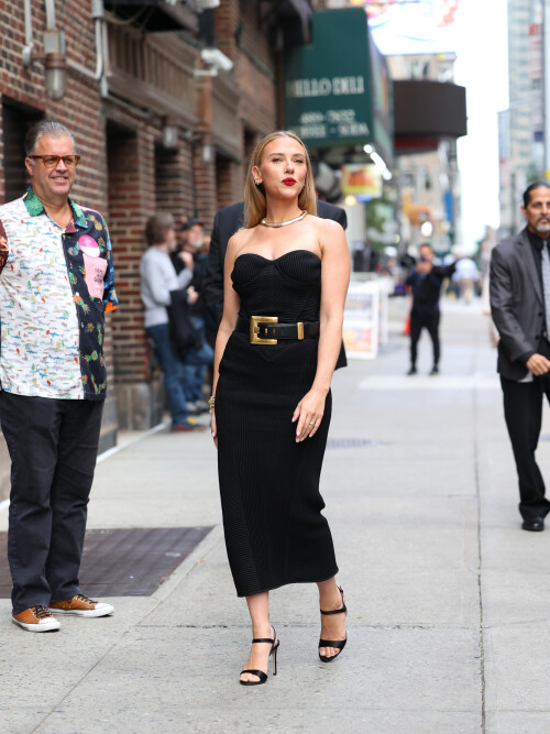 Scarlett Johansson at 'The Late Show With Stephen Colbert' show studiosFeaturing: Scarlett JohanssonWhere: New York, New York, United StatesWhen: 22 Sep 2025Credit: Jason Howard/BauerGriffin/INSTARimages