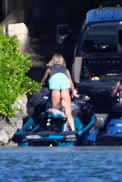 ef810f42f4a04229577cc8874bdb3ab2