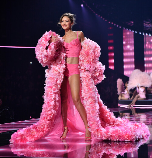 Mandatory Credit: Photo by Stephen Lovekin/Shutterstock (15542275f)Gigi Hadid2025 Victoria's Secret Fashion Show - Runway Show, New York, USA - 15 Oct 2025