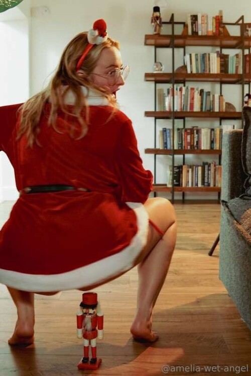 21702f397acc7b8135f55ae43b3e6a33