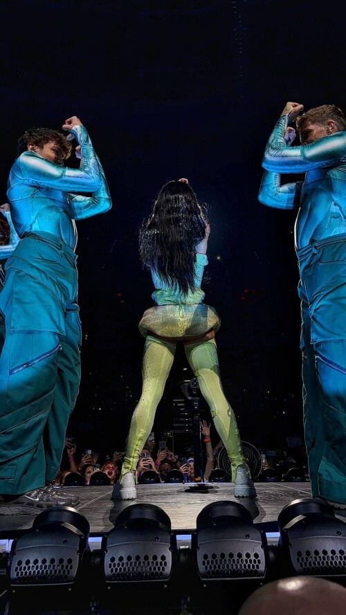 24ef85c7b3bd49dfaff1fca9e845a1ff