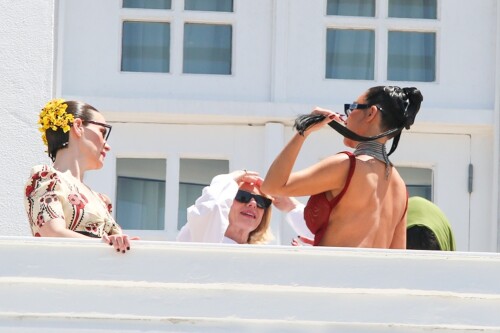 *EXCLUSIVE* Rio de Janeiro, BRAZIL    Kim Kardashian posed alongside her Alls Fair co-stars Naomi Watts, Sarah Paulson, and Niecy Nash for a stunning balcony photoshoot at the Copacabana Palace in Rio, with the cast radiating confidence and chemistry as they channeled their fierce on-screen personas.Pictured: Kim Kardashian, Naomi Watts, Sarah Paulson, Niecy NashBACKGRID USA 11 NOVEMBER 2025 BYLINE MUST READ: Dilson Silva / BACKGRIDUSA: +1 310 798 9111 / usasales@backgrid.comUK: +44 208 344 2007 / uksales@backgrid.com*UK Clients - Pictures Containing ChildrenPlease Pixelate Face Prior To Publication*