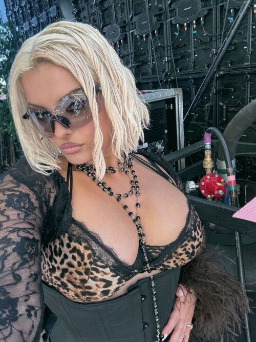 7dd40c9e4670cf59aa08ce1d48507100