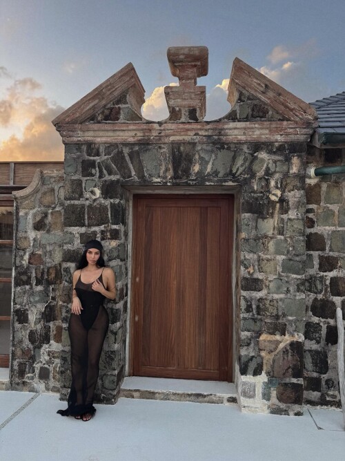 c268e6c0d09c51db2a4b77d79135e143