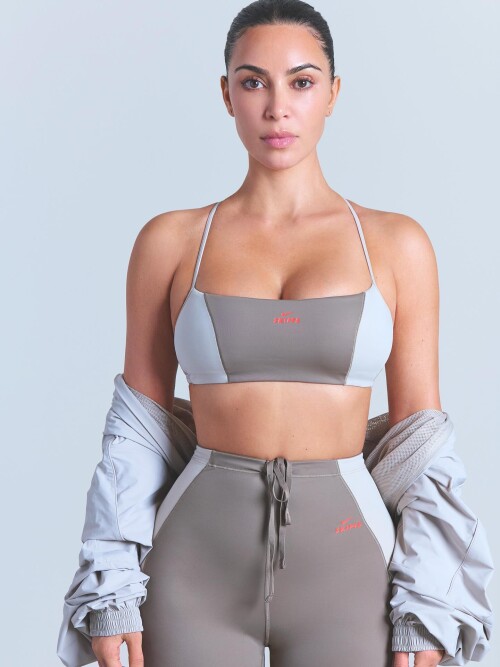 dfc73ed9ba21e9df8266dd1e09a21aad