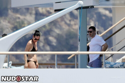 9122b342f0b9cab7a72dd86e8d3e6950