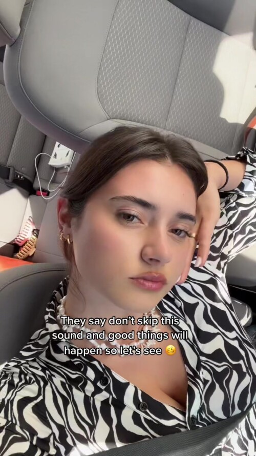 5e98cf18fbdc05299109ec57e76bde1c