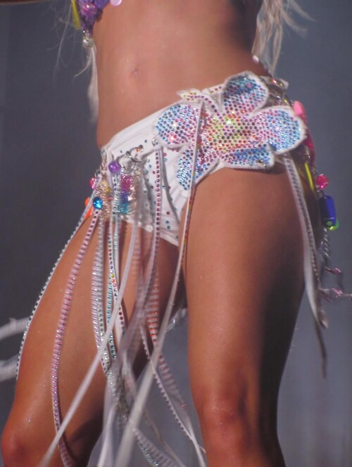 6568fbe86da7fbde52ed5b6ae86c9f4e