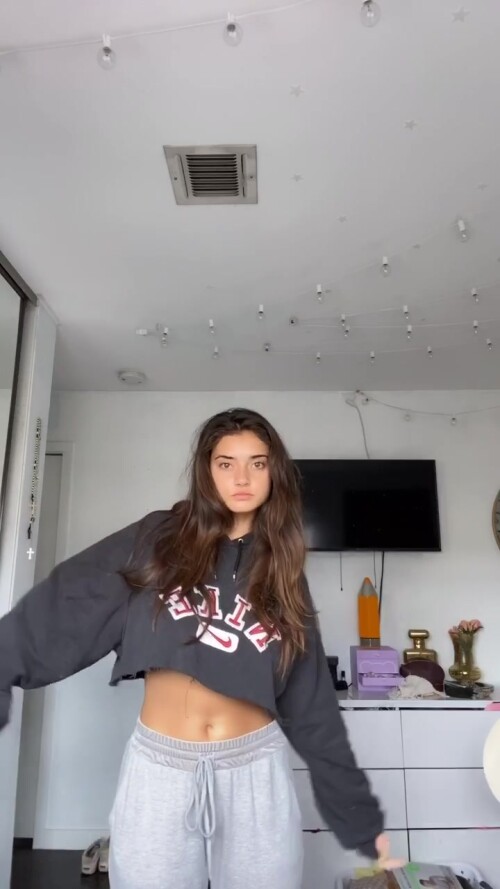 b320fde18f196d3ef78bcf9fb5ada6db