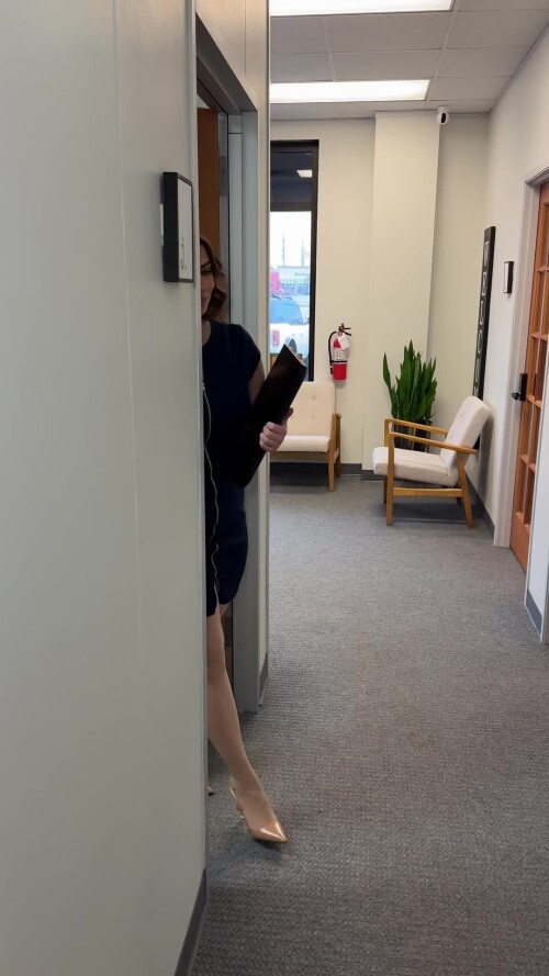 6085119734b11f739d3eadee4a4b7f60