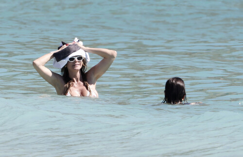 687bc9673e7ac1ec740ff3e4234ddfa0