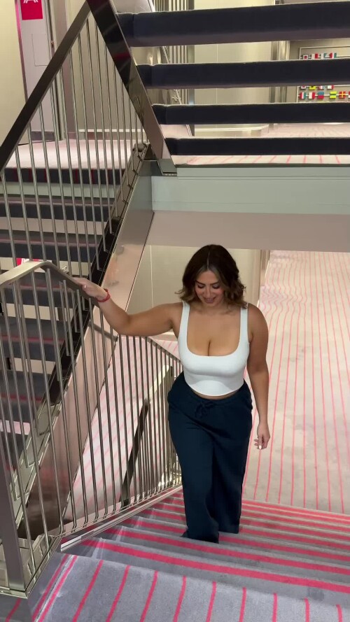 94d34f95e9e544efba0bc99c2fbddbe4